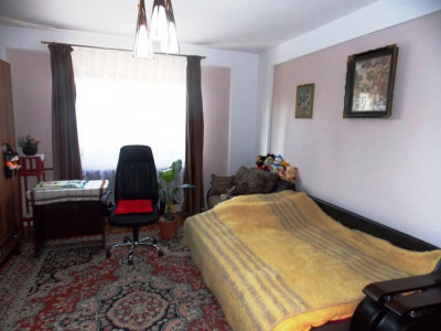 Casa individuala de vanzare 6 camere si 760 mp teren Gusterita