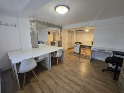 Spatiu comercial de inchiriat 2 camere 60mp zona Central Sibiu