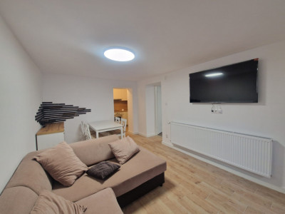 Apartament de inchiriat 42 mpu 2 camere si terasa 4 mp Vasile Aaron