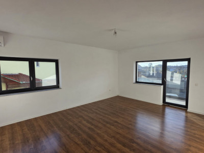 Apartamente de vanzare Sebes imagine mica 1