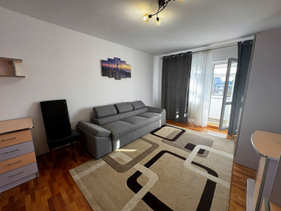 Apartament renovat complet 2 camere 2 balcoane decomandat Sibiu