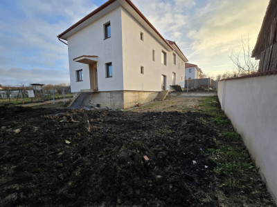 Case de vanzare Sura Mica imagine mica 1