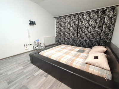 Garsoniera decomandata de vanzare balcon parcare Alma Turnisor