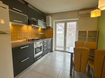 Apartament 3 camere decomandat 2 bai 2 balcoane Valea Aurie Sibiu