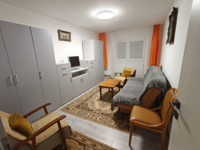 Apartament renovat 2 camere etaj 1 - balcon si pivnita in Valea Aurie