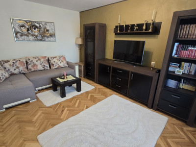 Apartament decomandat de vanzare 80mp 3 camere 2 bai zona C Dumbravii