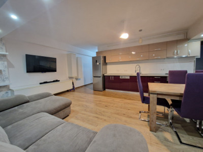 Apartament de inchiriat 3 camere lift mobilat utilat Doamna Stanca