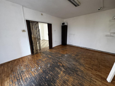 Spatii comerciale de inchiriat Cristian imagine mica 3