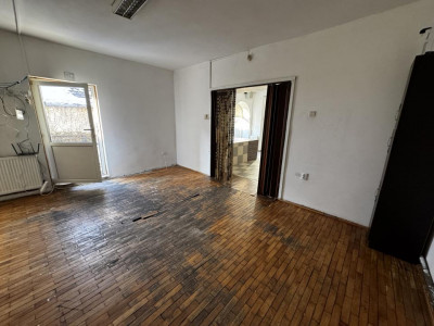 Spatii comerciale de inchiriat Cristian imagine mica 6