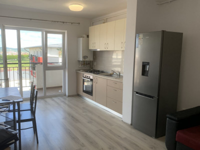 Apartament 2 camere bloc cu lift si loc de parcare inclus Sibiu