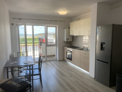 Apartament 2 camere balcon lift si parcare Calea Surii Mici Sibiu