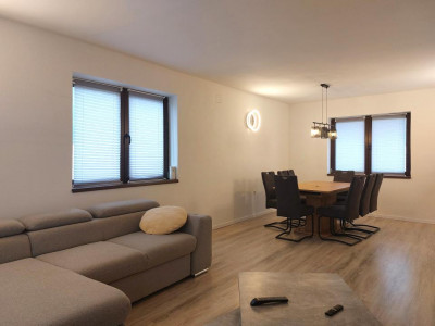 Case de vanzare Cisnadie imagine mica 2