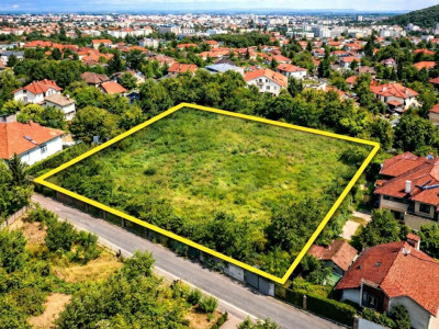 De vanzare teren in zona Piata Cipariu locatie ideala pentru casa