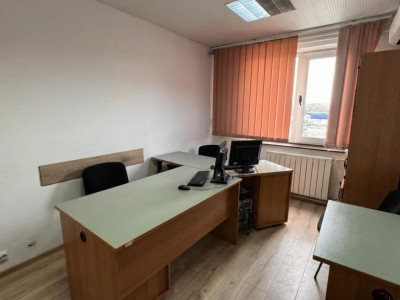 Spatiu birou de inchiriat pretabil firma de consultanta 14 mpu Sibiu