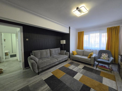 Apartament 2 camere de vanzare decomandat 51mp zona Vasile Aaron Sibiu