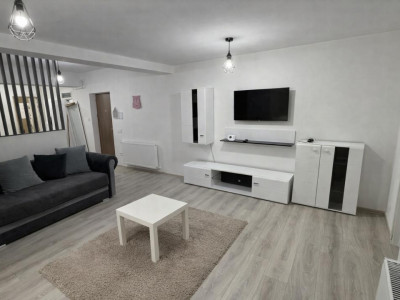 Apartament de inchiriat etaj intermediar 3 camere decomandate