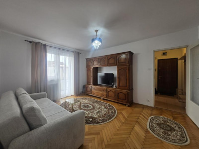 Apartament 3 camere de inchiriat 60mp balcon zona Mihai Viteazul Sibiu