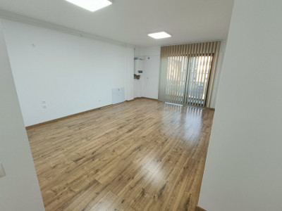 Spatiu de birou 54 mpu parcare subterana de inchiriat Sibiu Turnisor