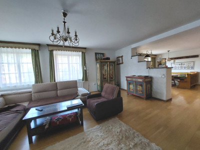 Case de vanzare Cisnadioara imagine mica 2