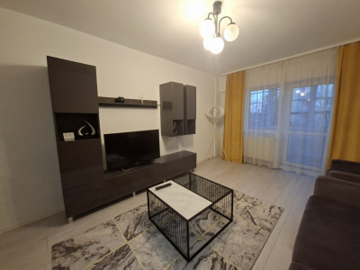 Apartament de inchiriat modern amenajat 3 camere 2 bai Vasile Milea 