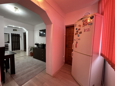 Apartamente de vanzare Calimanesti imagine mica 11