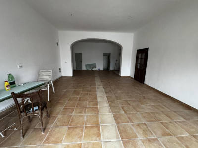 Spatii comerciale de inchiriat Cristian imagine mica 3