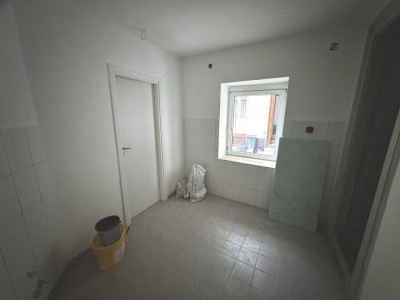 Spatii comerciale de inchiriat Cristian imagine mica 7