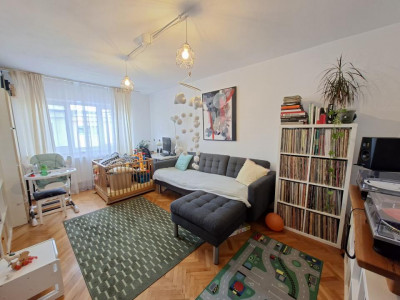 ANAF Calea Dumbravii- Apartament decomandat de vanzare 2 camere si pod