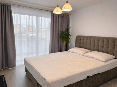 Garsoniera bucatarie separata de inchirat Doamna Stanca lift balcon