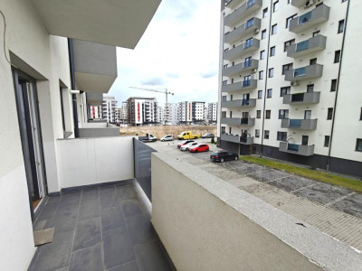 Apartament decomandat 2 camere si 2 balcoane in zona Doamna Stanca