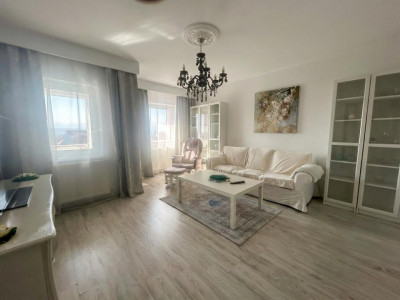 Apartament 3 camere de inchiriat decomandat 65 mp zona Turnisor