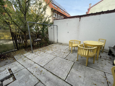 Apartament decomandat 93 utili curte proprie pivnita Sub Arini Sibiu