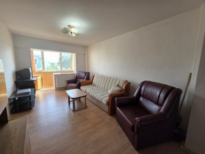 Apartament 3 camere 90 mp 2 balcoane zona Bulevardu Unirii
