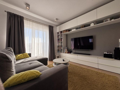 De vanzare apartament cu 3 camere singur pe nivel in bloc tip Vila