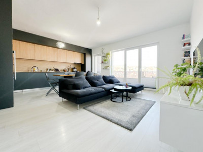 De vanzare penthouse la cheie cu 4 camere si terasa in cartierul Iris