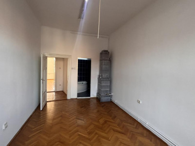 Spatii comerciale de inchiriat Sibiu imagine mica 7