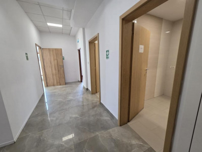 Spatii birouri de vanzare Fagaras imagine mica 9