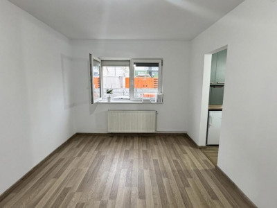 Spatiu birou de inchiriat 30mpu UTILAT Sub Arini Sibiu