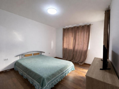 Apartament 3 camere de inchiriat cu loc de parcare si gradina de 74 mp