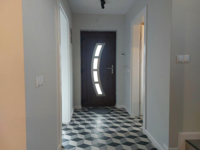 Case de inchiriat Cisnadie imagine mica 16