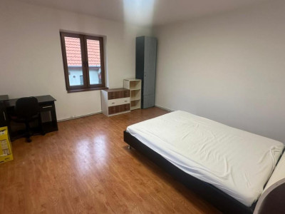 Apartament la casa 3 camere 105 mpu cu curte zona Tiglari Sibiu 