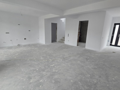 Case de vanzare Sibiu Selimbar imagine mica 9