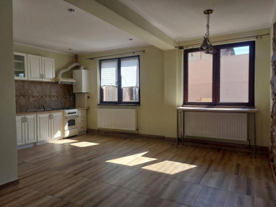 Case de inchiriat Sibiu Piata Cluj imagine mica 1