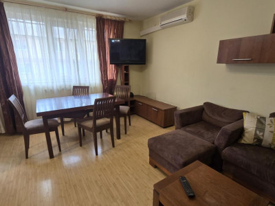 Apartament de vanzare 3 camere 70mp mobilat utilat balcon zona Rahovei