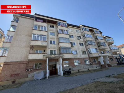 Apartament decomandat 2 camere 2 balcoane 54 mpu zona Tabacari 