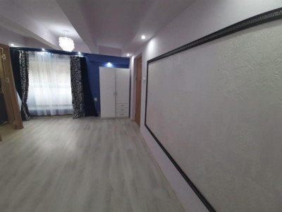 Apartament de vanzare 3 camere 47mp zona Centrala Sibiu