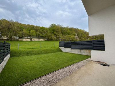 Case de vanzare Tauti imagine mica 3