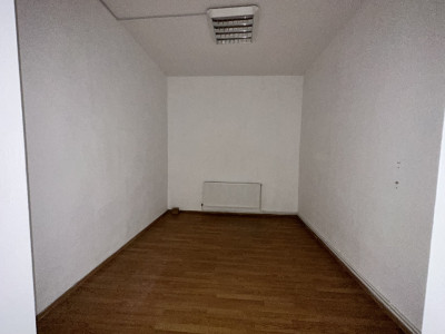 Spatii comerciale de inchiriat Sibiu Vasile Aaron imagine mica 5