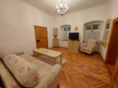 Apartament de vanzare la casa 2 camere 56 mpu Centrul Istoric Sibiu