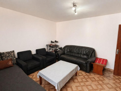 Apartament 3 camere 76 mpu +loc de parcare zona Terezian Sibiu